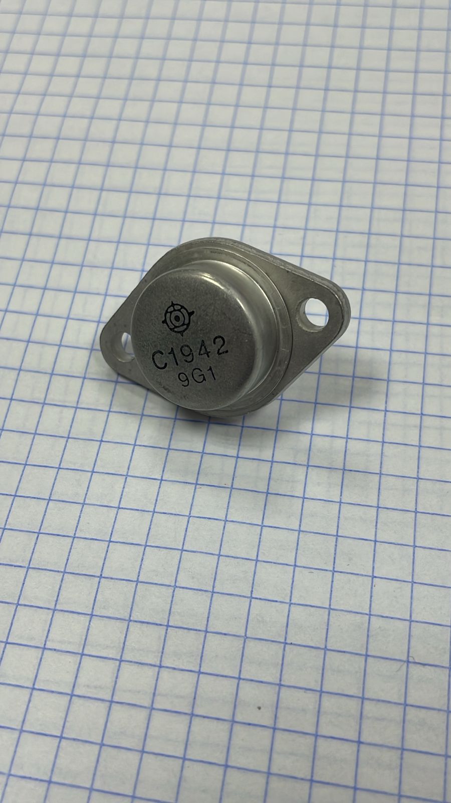 21879